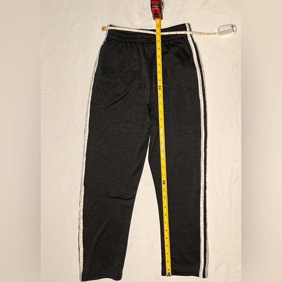 (YM) Boys Adidas Tapered Leg Double Side Striped Sweatpants - Picture 6 of 8